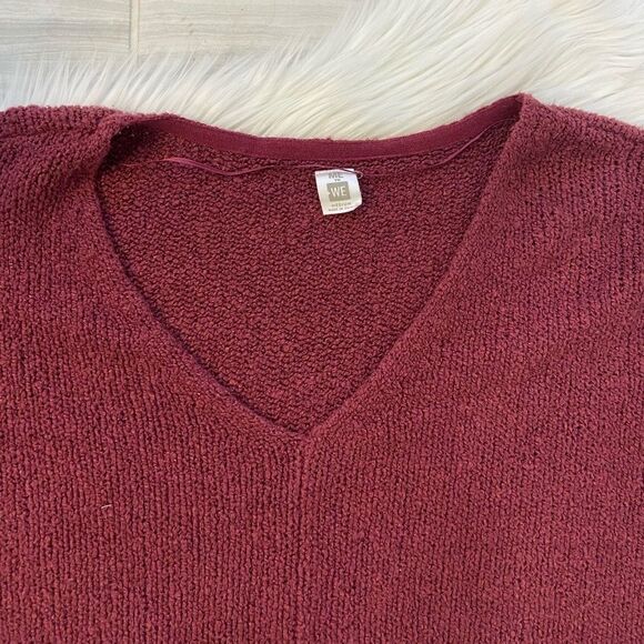 Me to We Maroon V-Neck Crop Sweater - Picture 3 of 8